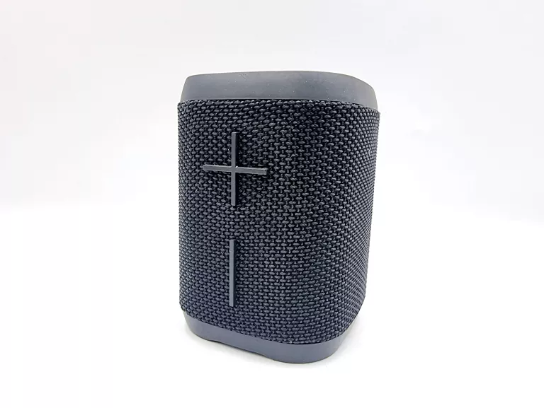 SPLASH PROOF CUBE SPEAKER RS-300