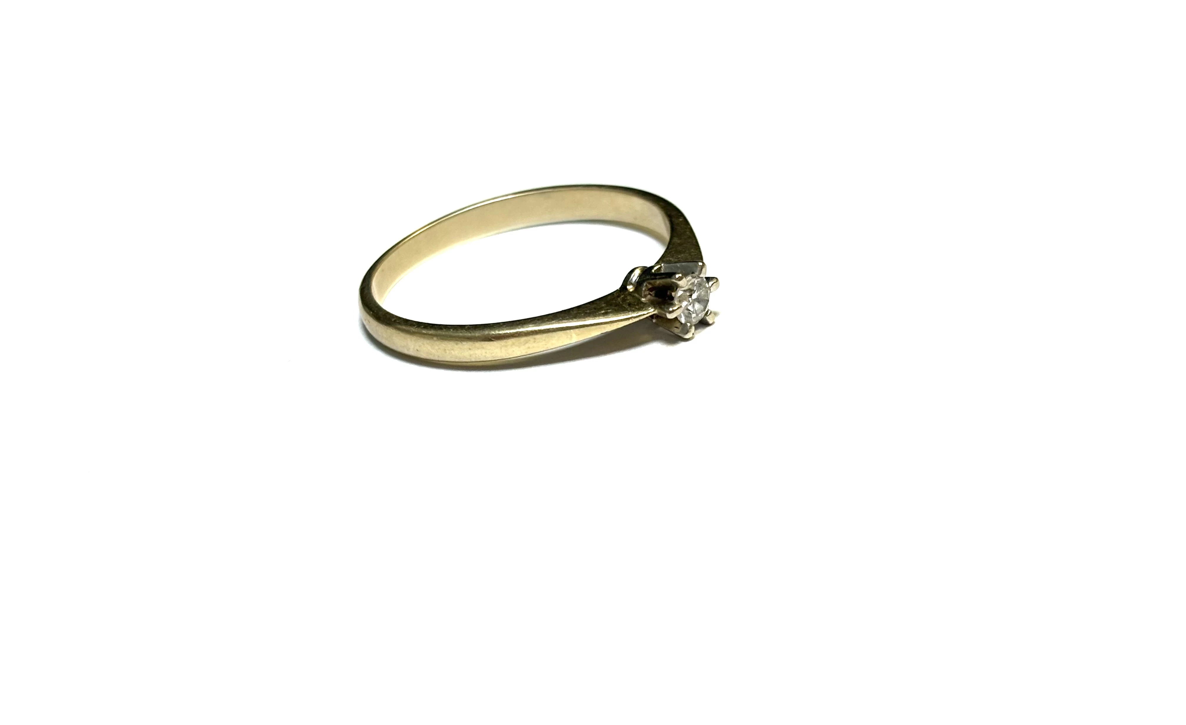 zloty-pierscionek-z-brylantem-585-197g-16r-rodzaj-2205-16