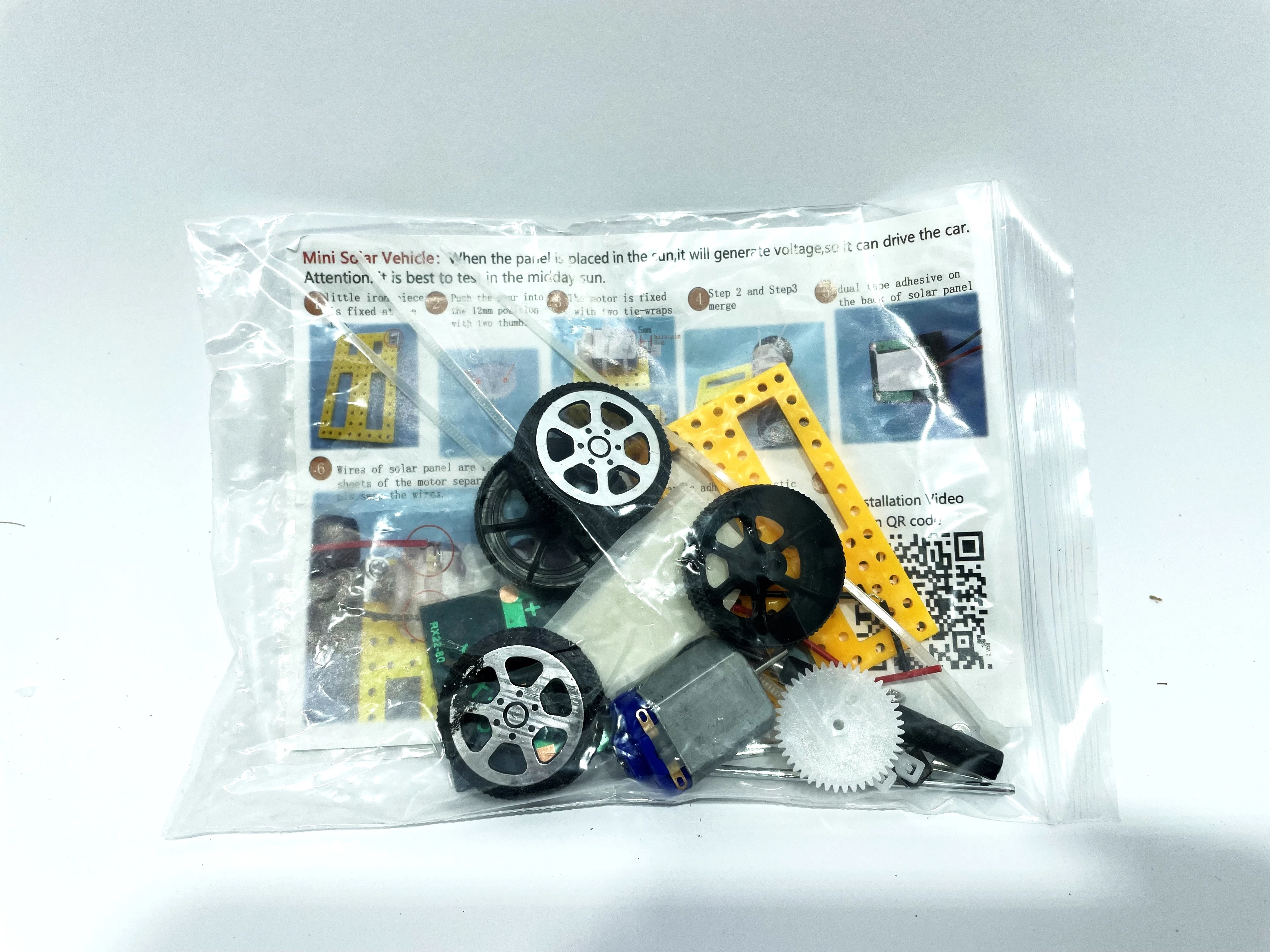 samochod-solarny-do-samodzielnego-zlozenia-parkowa-8d-lubin