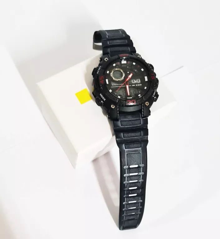 ZEGAREK MĘSKI Q&Q GW87-011