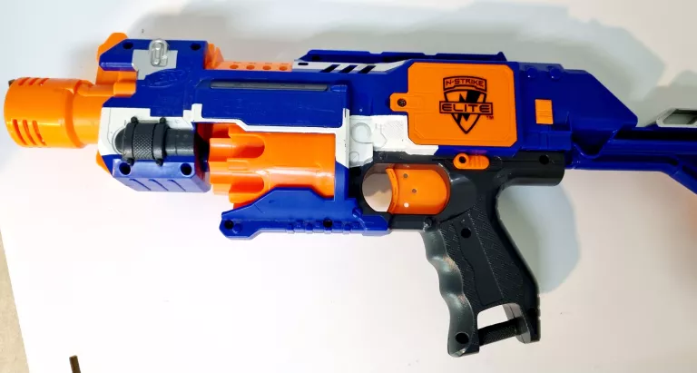 PISTOLET NERF STOCKADE