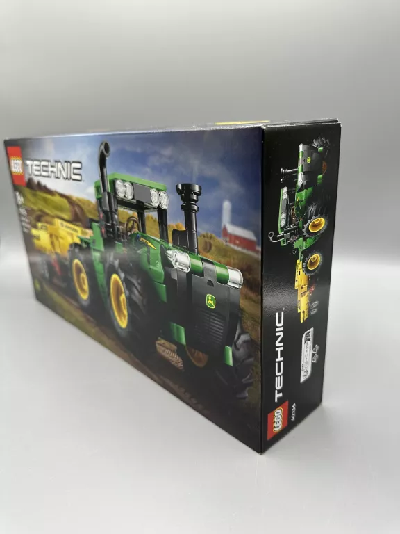 LEGO TECHNIC 42136 TRAKTOR JOHN DEERE