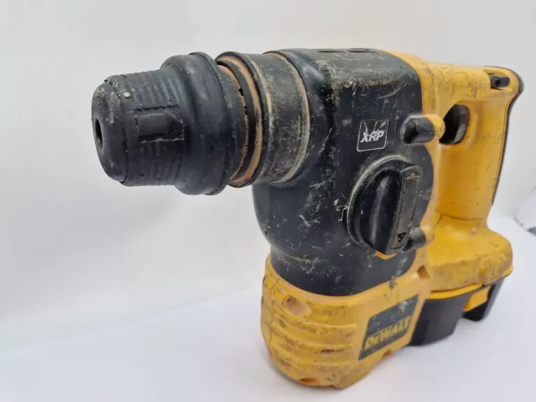 MŁOTOWIERTARKA UDAROWA DEWALT DC213 AKUMULATOR + ŁADOWARKA