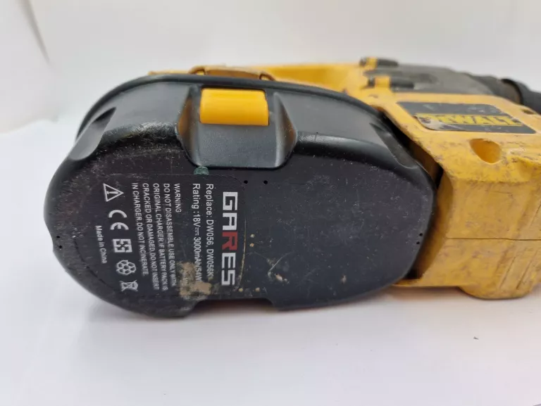 MŁOTOWIERTARKA UDAROWA DEWALT DC213 AKUMULATOR + ŁADOWARKA