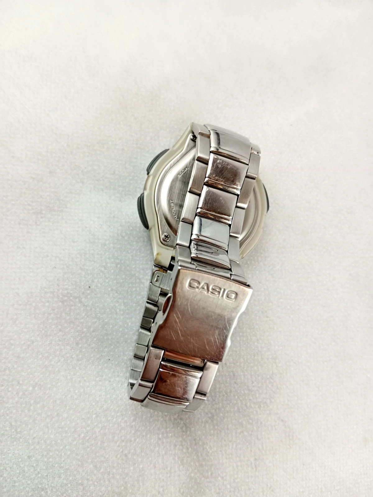 zegarek-casio-illuminator-3793-aq-180w-rodzaj-129220-3