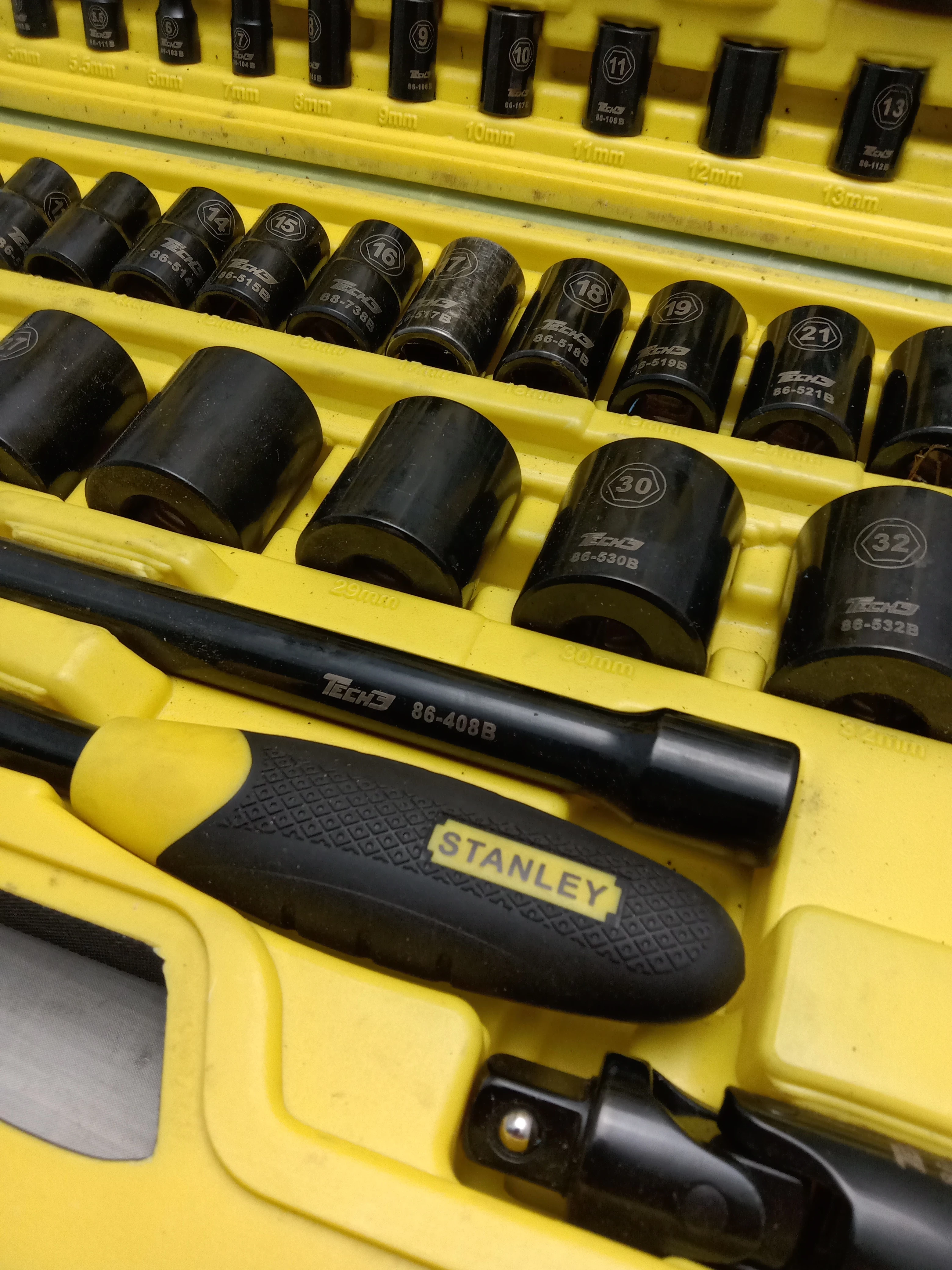 stanley-tech-3-zestaw-kluczy-w-walizce-stan-11323-2