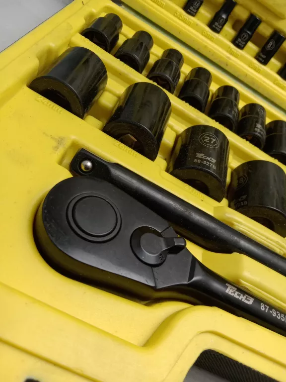 stanley-tech-3-zestaw-kluczy-w-walizce-ean-gtin-3253560739300