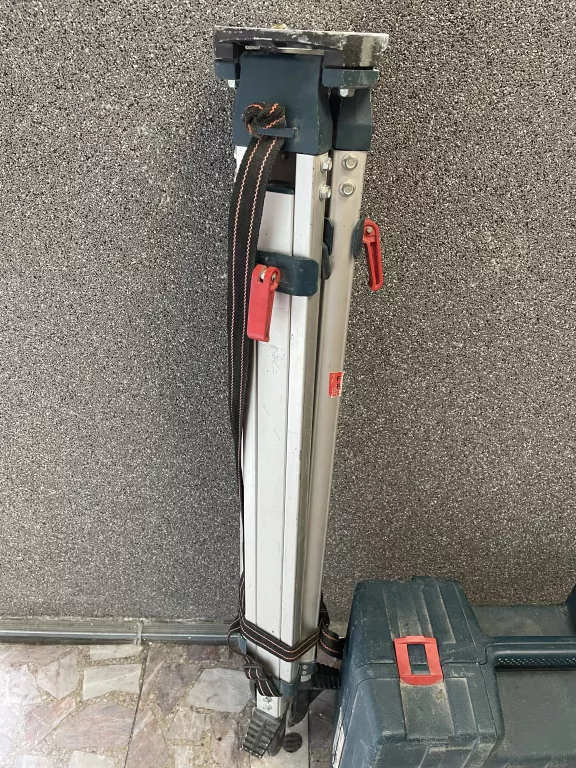 LASER ROTACYJNY BOSCH GRL 250 HV + STATYW + ŁATA