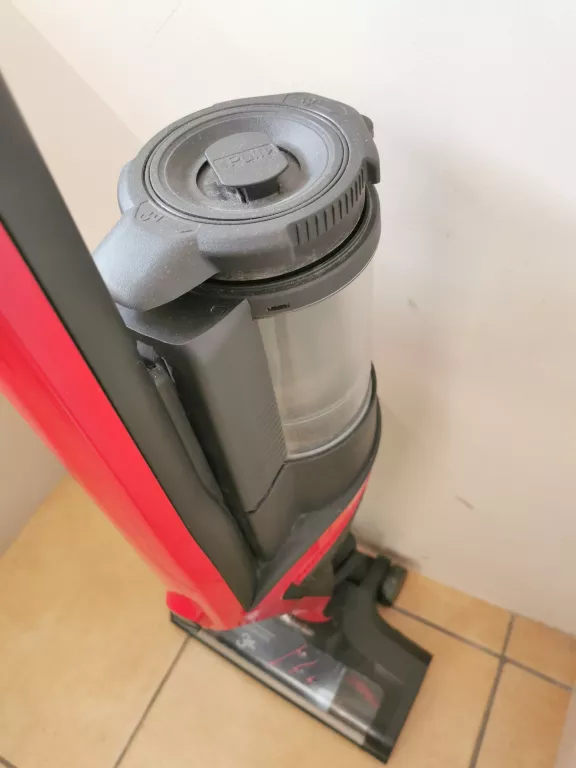 ODKURZACZ PIONOWY MIELE TRIFLEX HX1 RUNNER + ŁADOWARKA