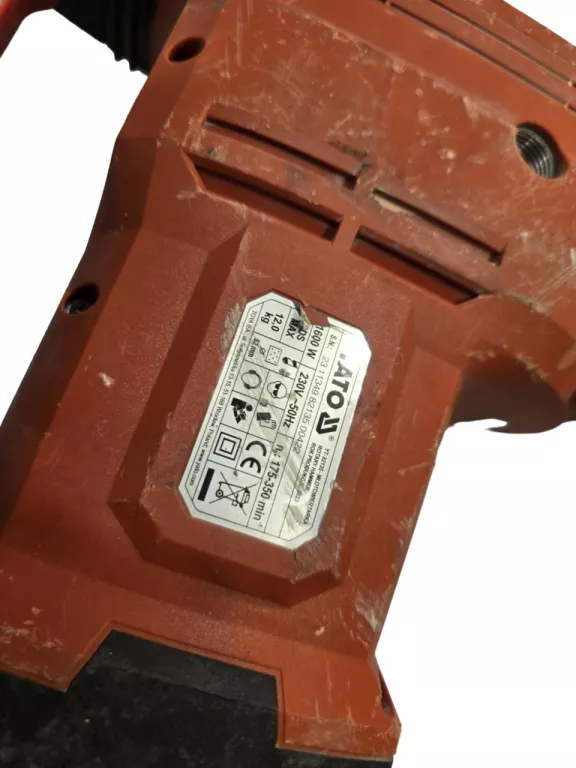MŁOT UDAROWY YATO YT-82135 1600W