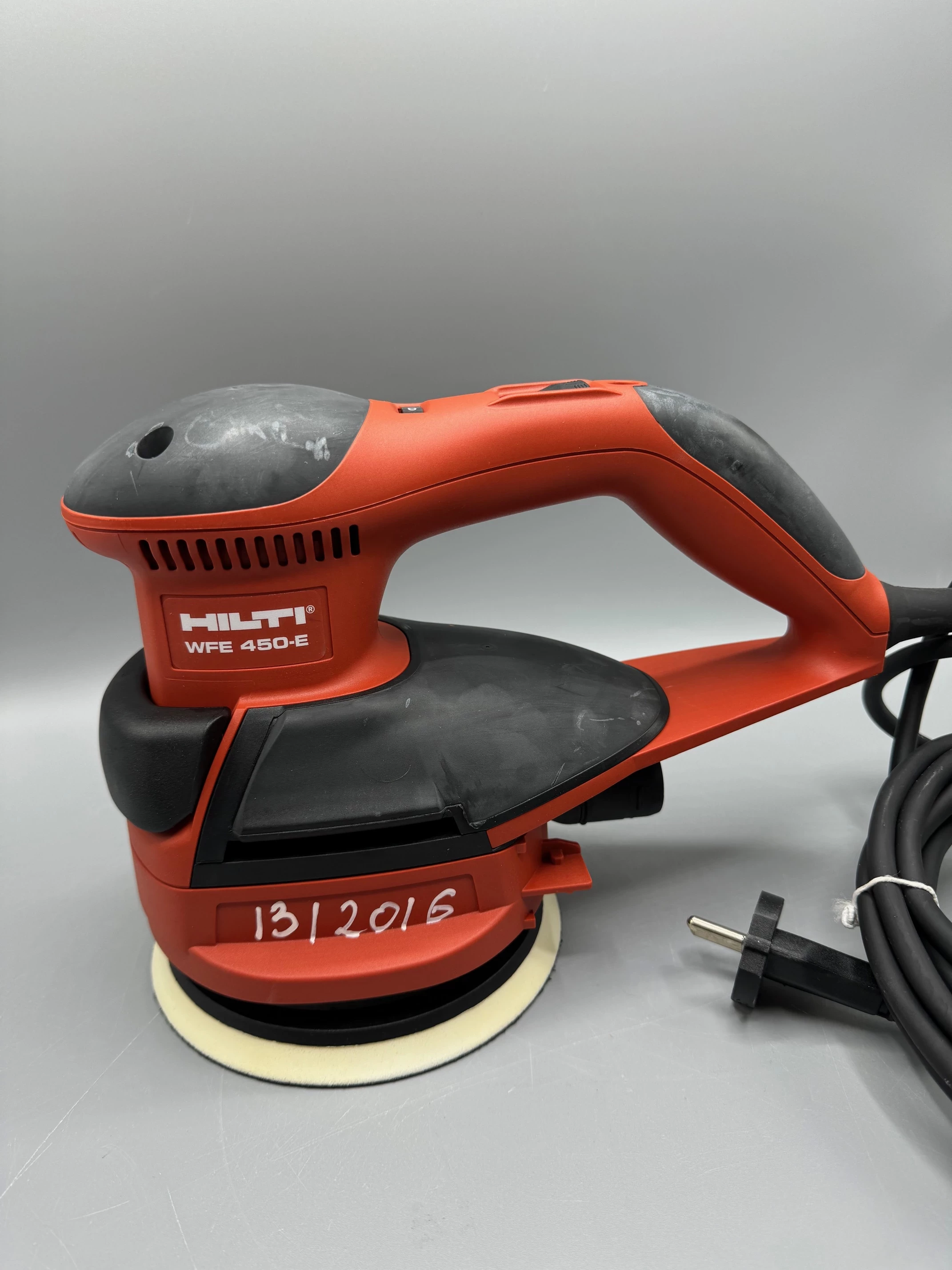 szlifierka-oscylacyjna-hilti-wfe-450-e-326322-05-023828-16-komplet-stan-11323-2