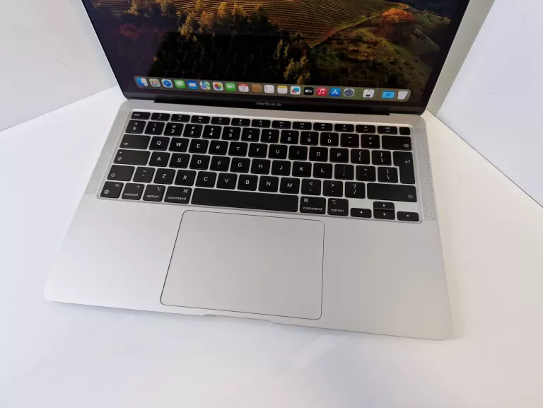 LAPTOP APPLE MACBOOK AIR 13 RETINA M1 2020 17 CYKLI ! 8GB 256GB A2337