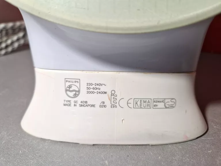 ŻELAZKO PHILIPS AZUR 4018