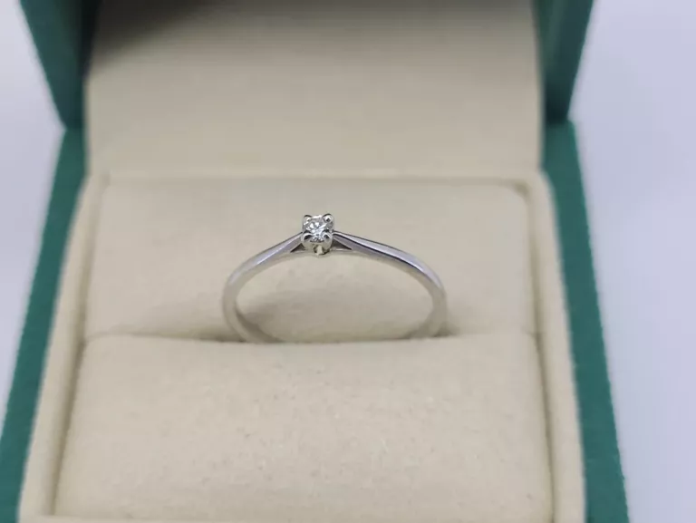 ÉTERNEL PIERŚCIONEK Z BIAŁEGO ZŁOTA Z DIAMENTEM YES 0,05CT 1,15G CERTYFIKA