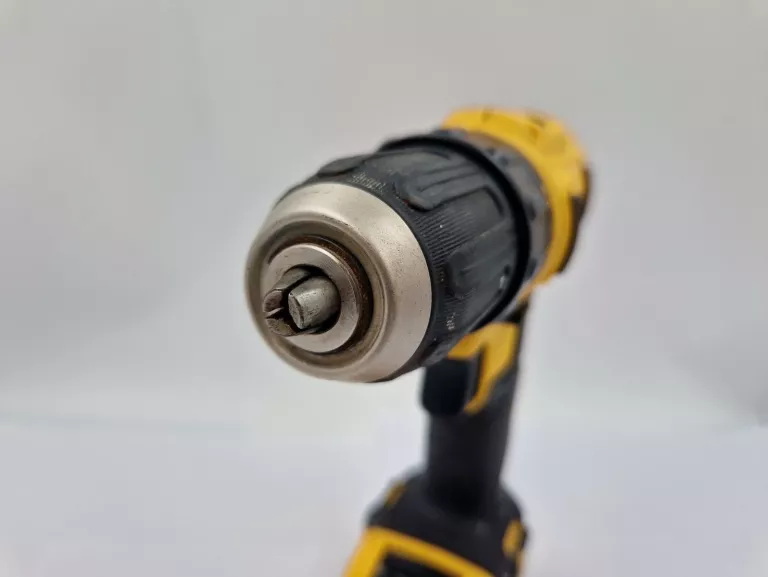 WKRĘTARKA DEWALT DCD710 10,8V 2X AKU ŁADOWARKA WALIZKA