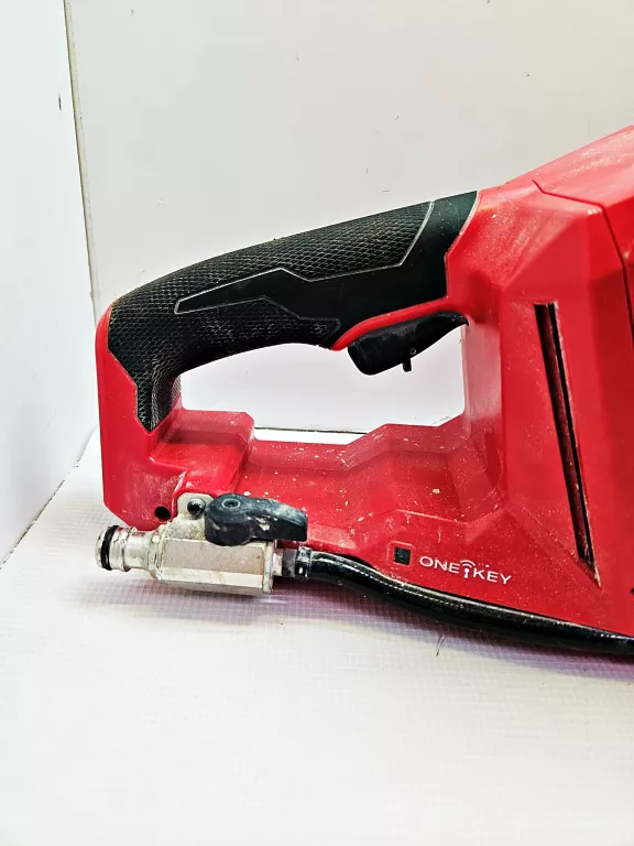 PRZECINARKA DO BETONU MILWAUKEE M18 FCOS230 + BAT 12.0AH