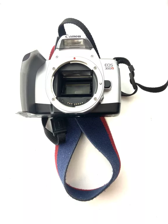 APARAT CANON EOS 300V + CANON ZOOM LENS EF 28-90 MM 4-5.6 EF-S + AKCESORIA