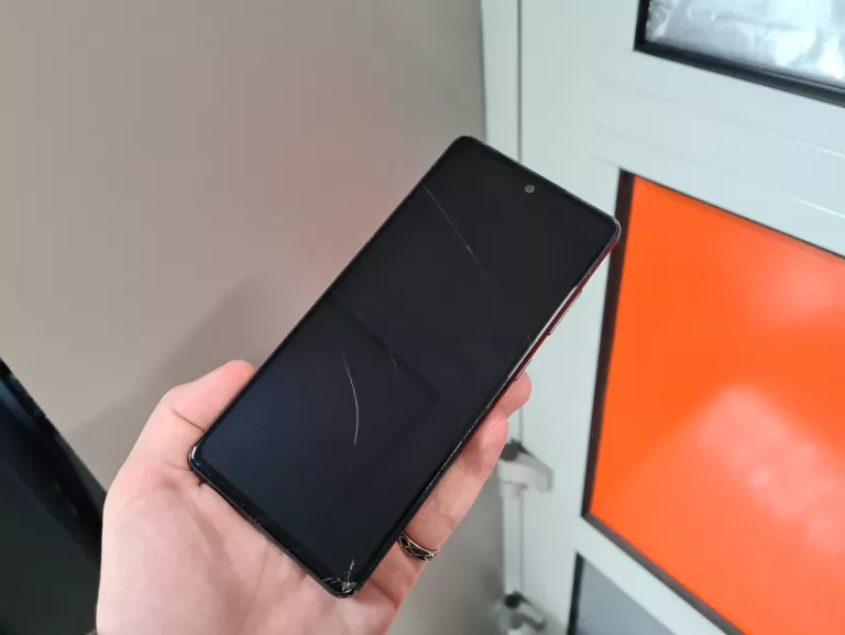 TELEFON SAMSUNG GALAXY S20 FE USZKODZONY EKRAN