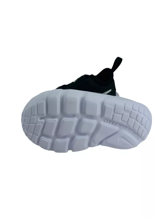 CZARNO-BIAŁE WSUWANE SNEAKERSY DZIECIĘCE NIKE FLEX RUNNER 2 R.22