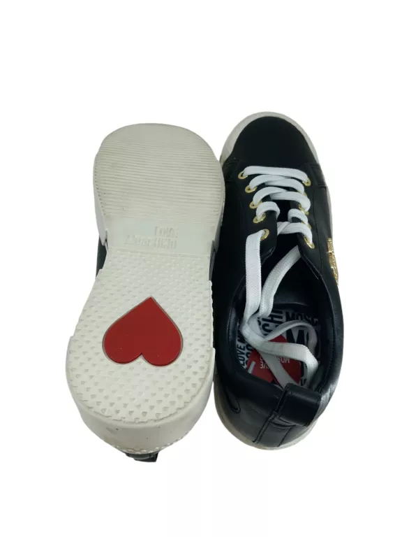 SNEAKERSY DAMSKIE CZARNE LOVE MOSCHINO JA15625G0EIA0000 R38