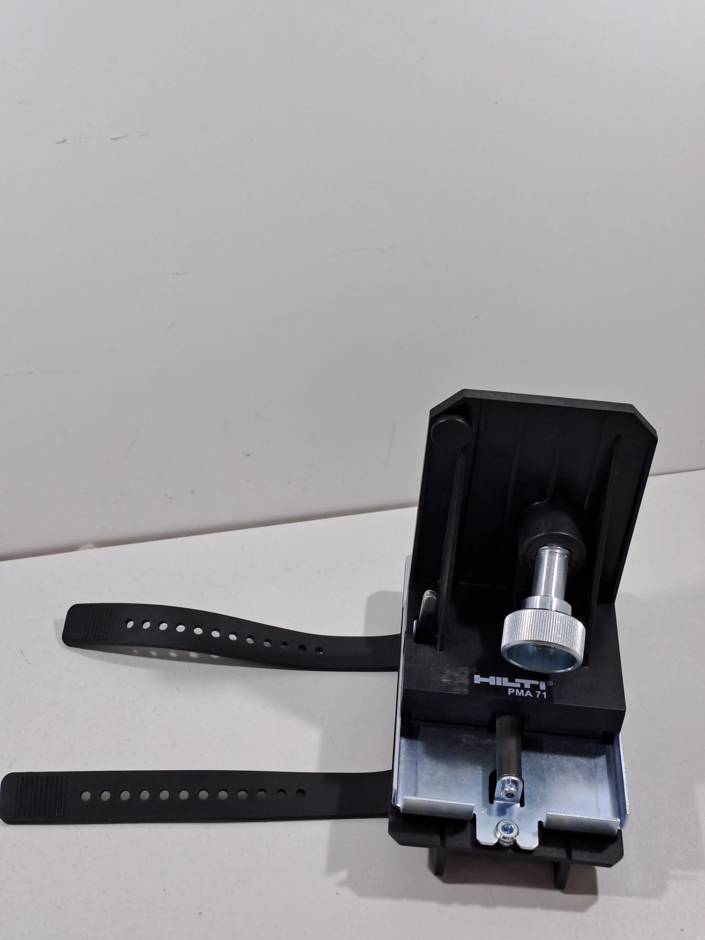 uchwyt-lasera-na-sciane-hilti-pma-71-pma70-dworcowa-64-oborniki-for-cash