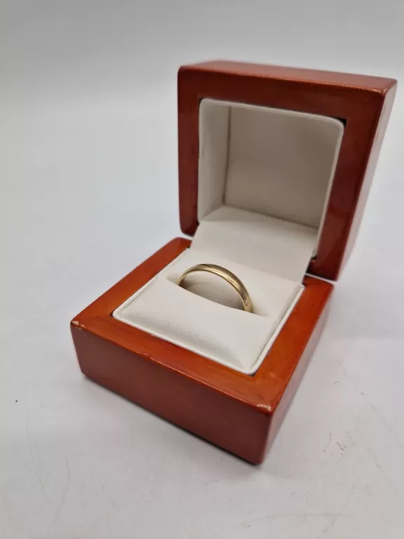 ZŁOTA KLASYCZNA OBRĄCZKA 585 14K / 3,54G R. 31
