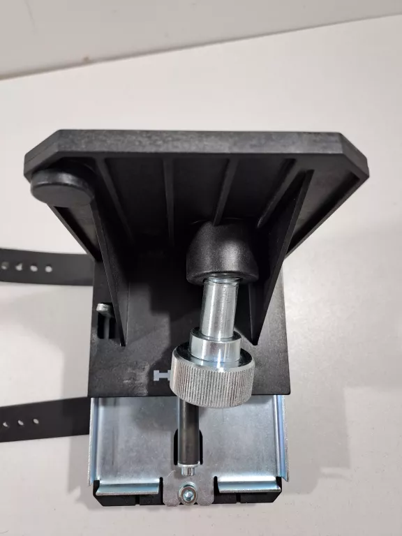 UCHWYT LASERA NA ŚCIANĘ HILTI PMA 71 PMA70