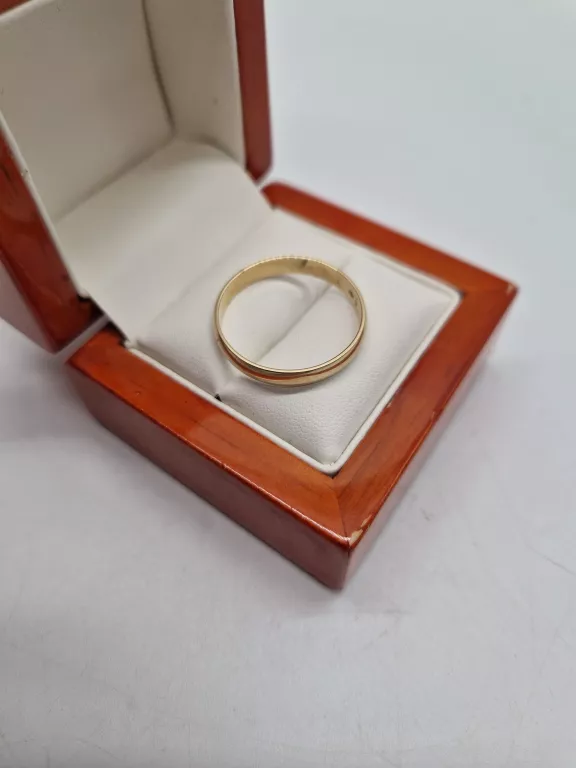 ZŁOTA KLASYCZNA OBRĄCZKA 585 14K / 3,54G R. 31