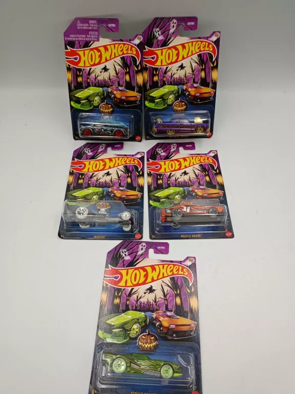 hotwheels-1szt-samochodzik-pilsudskiego-80-bytom-sj