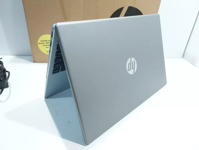 LAPTOP HP 250 G10 8/512GB INTEL N100