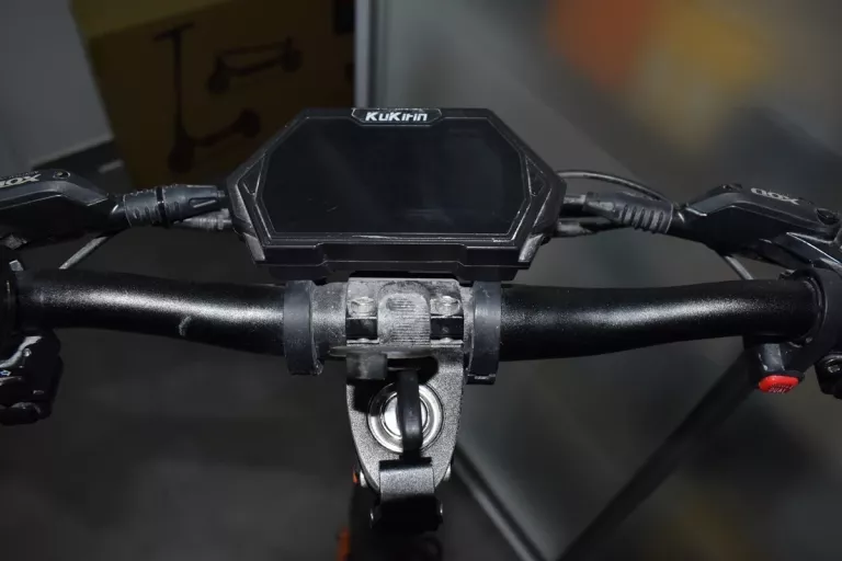 HULAJNOGA ELEKTRYCZNA KUKIRIN G3 PRO Z ZASILACZEM