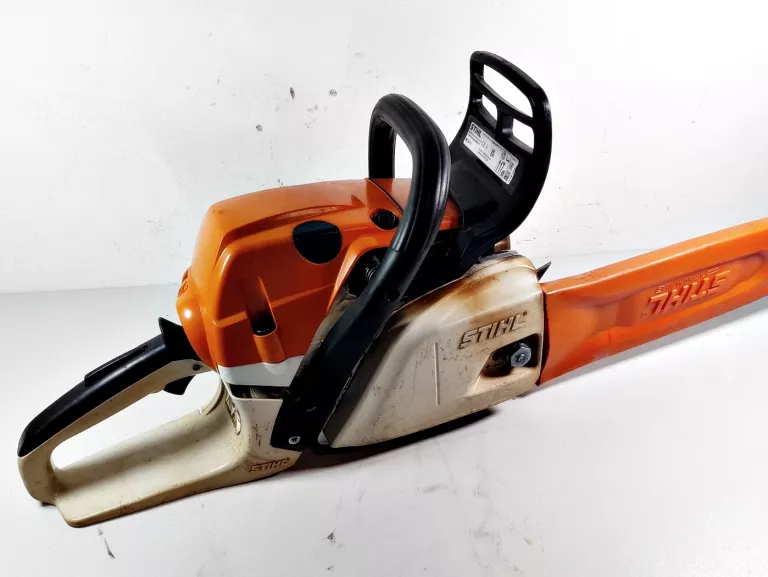 STIHL MS 241 C-M PILARKA SPALINOWA, MOC 2,3 KW / 3,1 KM 35CM M-TRONIC (M)