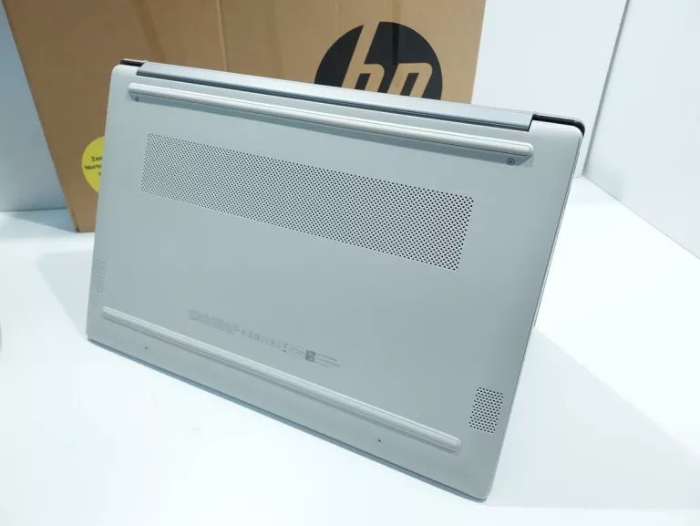 LAPTOP HP 250 G10 8/512GB INTEL N100