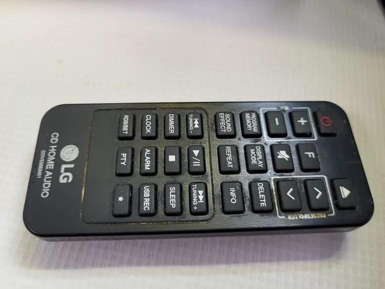 WIEŻA LG CM2760 GŁOŚNIKI PILOT