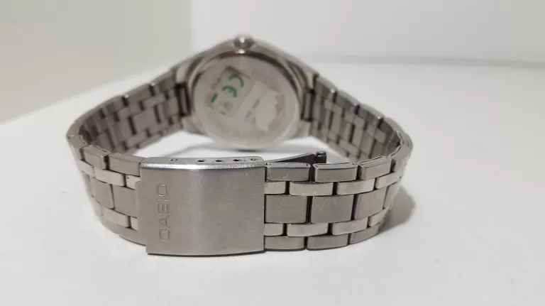 ZEGAREK CASIO 1330