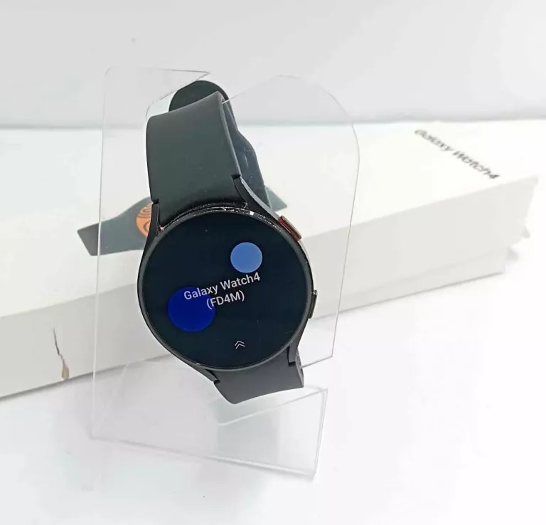 SAMSUNG GALAXY WATCH 4 KOMPLET