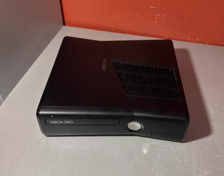 KONSOLA XBOX 360 MODEL 1439