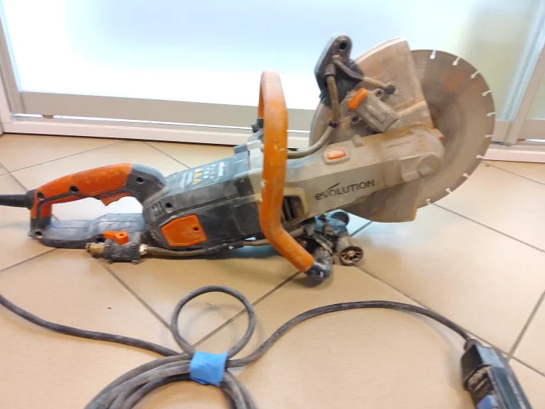 przecinarka-do-betonu-evolution-r300dct-300mm-seria-build