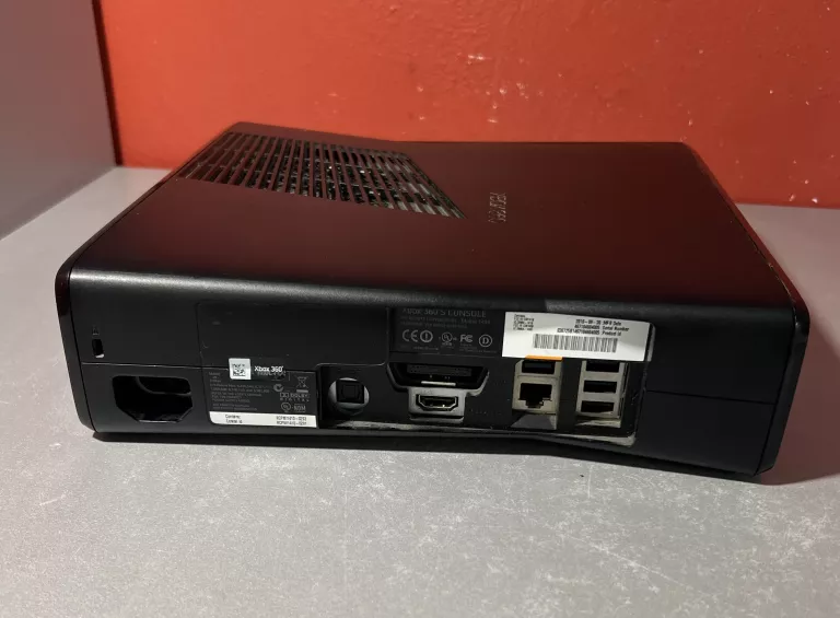KONSOLA XBOX 360 MODEL 1439