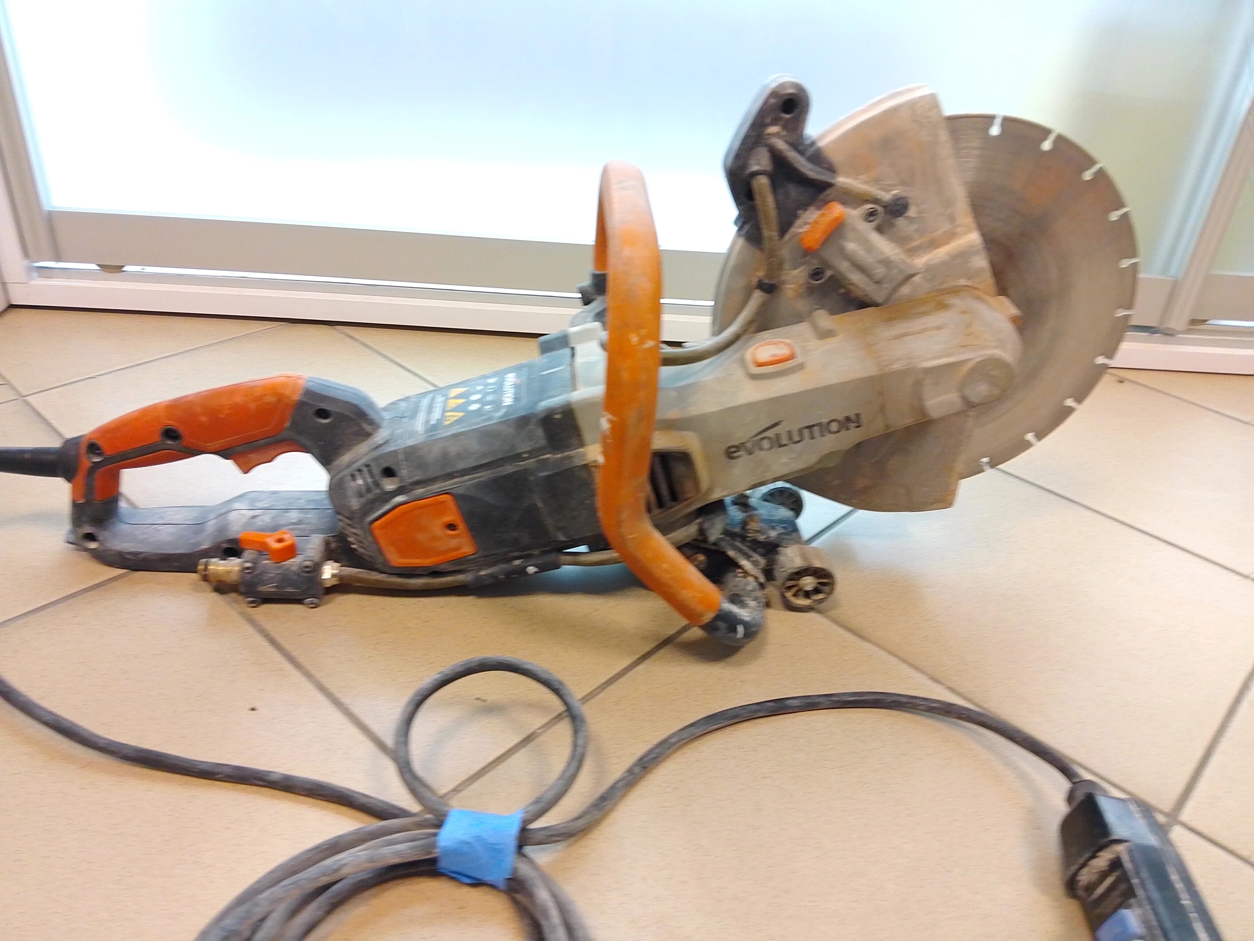 przecinarka-do-betonu-evolution-r300dct-300mm-seria-build