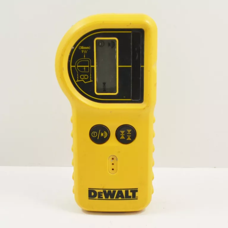 DEWALT DE0772 DETEKTOR LASEROWY, CYFROWY, WODOSZCZELNY