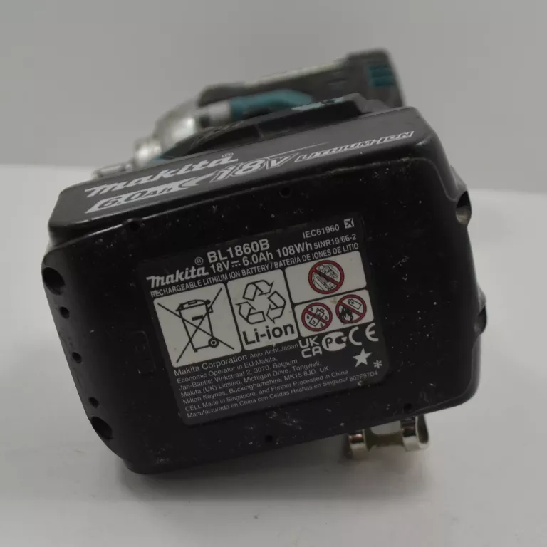 KLUCZ UDAROWY MAKITA DTW300 + AKU 6.0 MAH