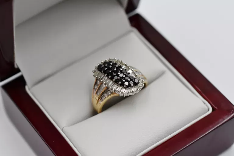 WYJĄTKOWY ZŁOTY PIERŚCIONEK CZARNE DIAMENTY 4,97G 1,27CT 375