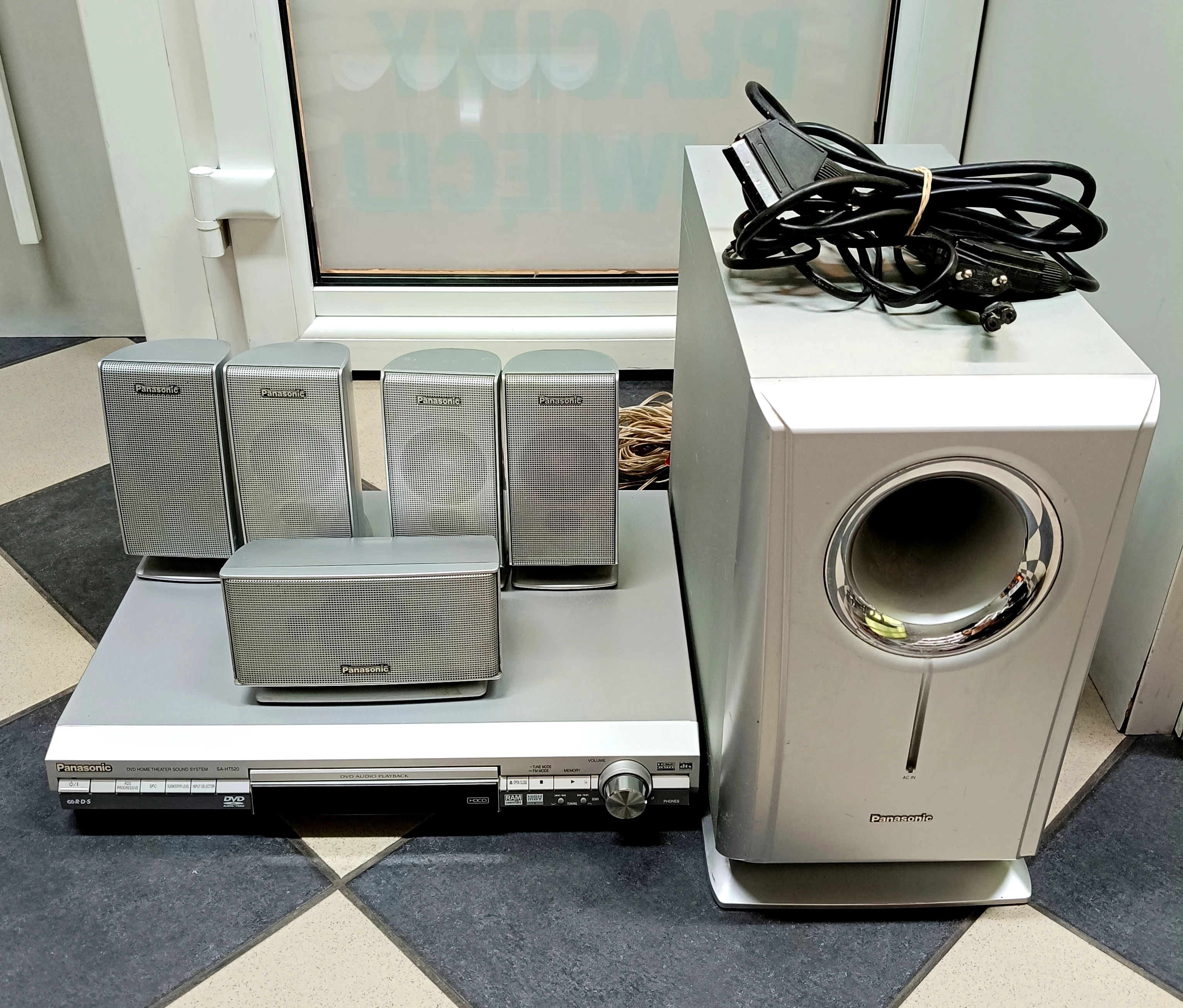 kino-domowe-panasonic-sa-ht520-marka-4008-852063
