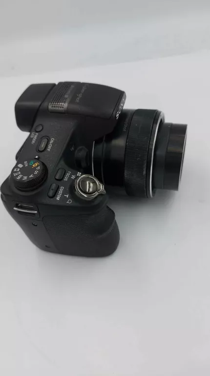 aparat-cyfrowy-sony-dsc-hx200v-stabilizacja-14349-1