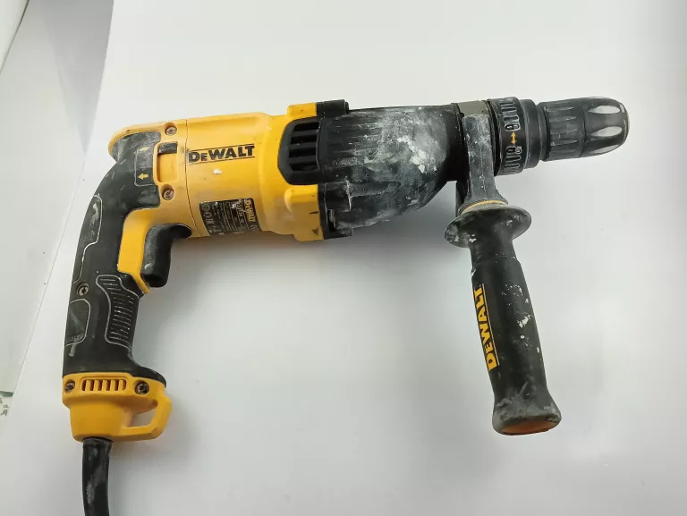 MŁOTOWIERTARKA DEWALT D25134