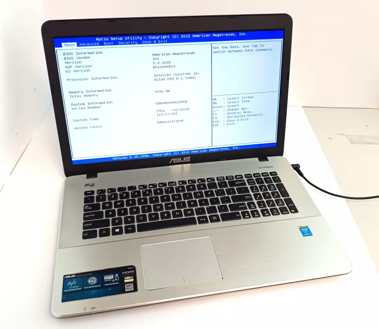 LAPTOP ASUS 17" F751LN I5-4210U 4GB OPIS!