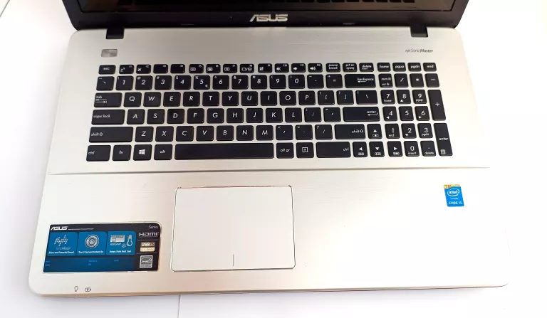 LAPTOP ASUS 17" F751LN I5-4210U 4GB OPIS!