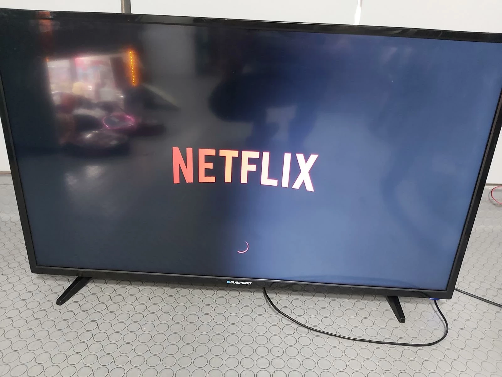 telewizor-blaupunkt-bn40f1372-smart-tv-uszkodzony-opis-klasa-efektywnosci-energetycznej-247945-838301