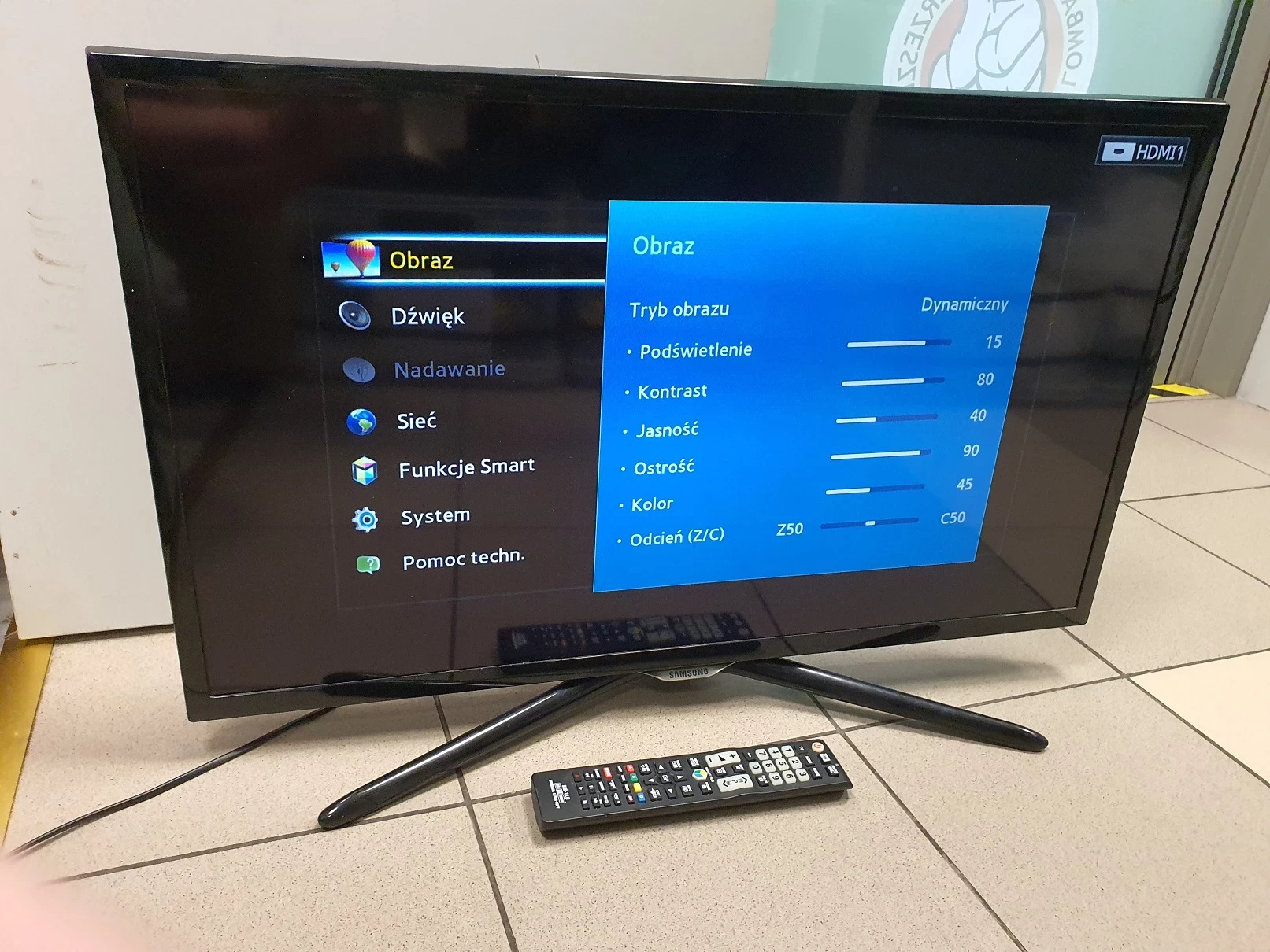 telewizor-tv-samsung-ue32f5500aw-z-pilotem-kod-producenta-ue32f5500aw